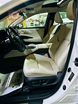 تۆیۆتا کراون